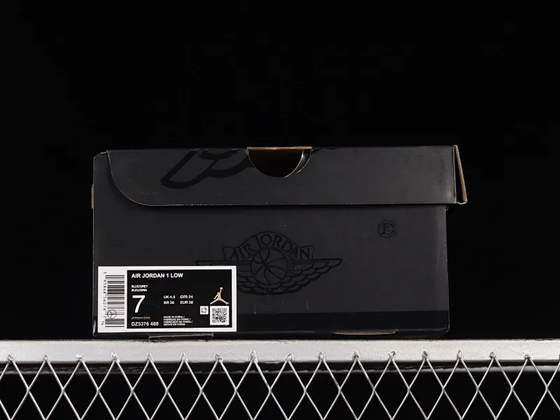 All categories Air Jordan Jordan series basketball shoes Air Jordan 1 Low Z version Air Jordan 1 Low "UNC Grey" AJ1 Joe 1 cement North Carolina blue low-top basketball shoes DZ5376-469